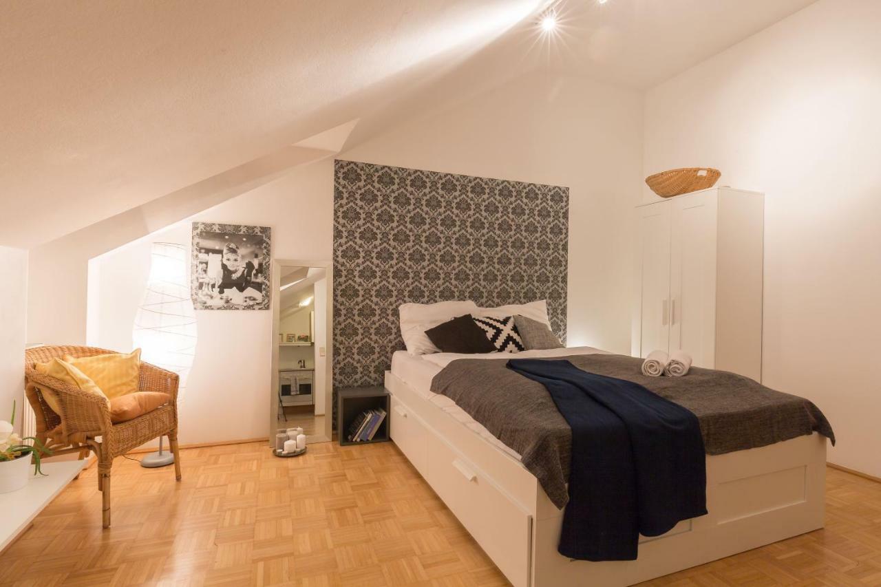Station Apartment Vienna